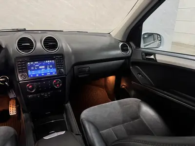 Mercedes-Benz M-Klasse - Thumbnail 12