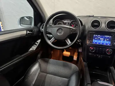 Mercedes-Benz M-Klasse - Thumbnail 13