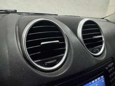 Mercedes-Benz M-Klasse - Thumbnail 16