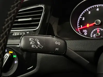 Volkswagen Golf - Thumbnail 26