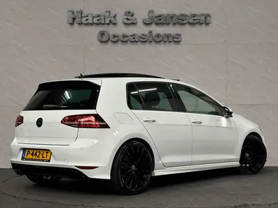 Volkswagen Golf - Thumbnail 4