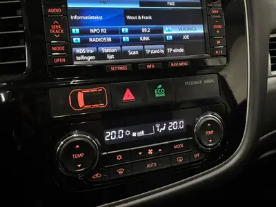 Mitsubishi Outlander - Thumbnail 16