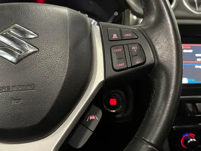 Suzuki Vitara - Thumbnail 19