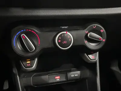 Kia Picanto - Thumbnail 17