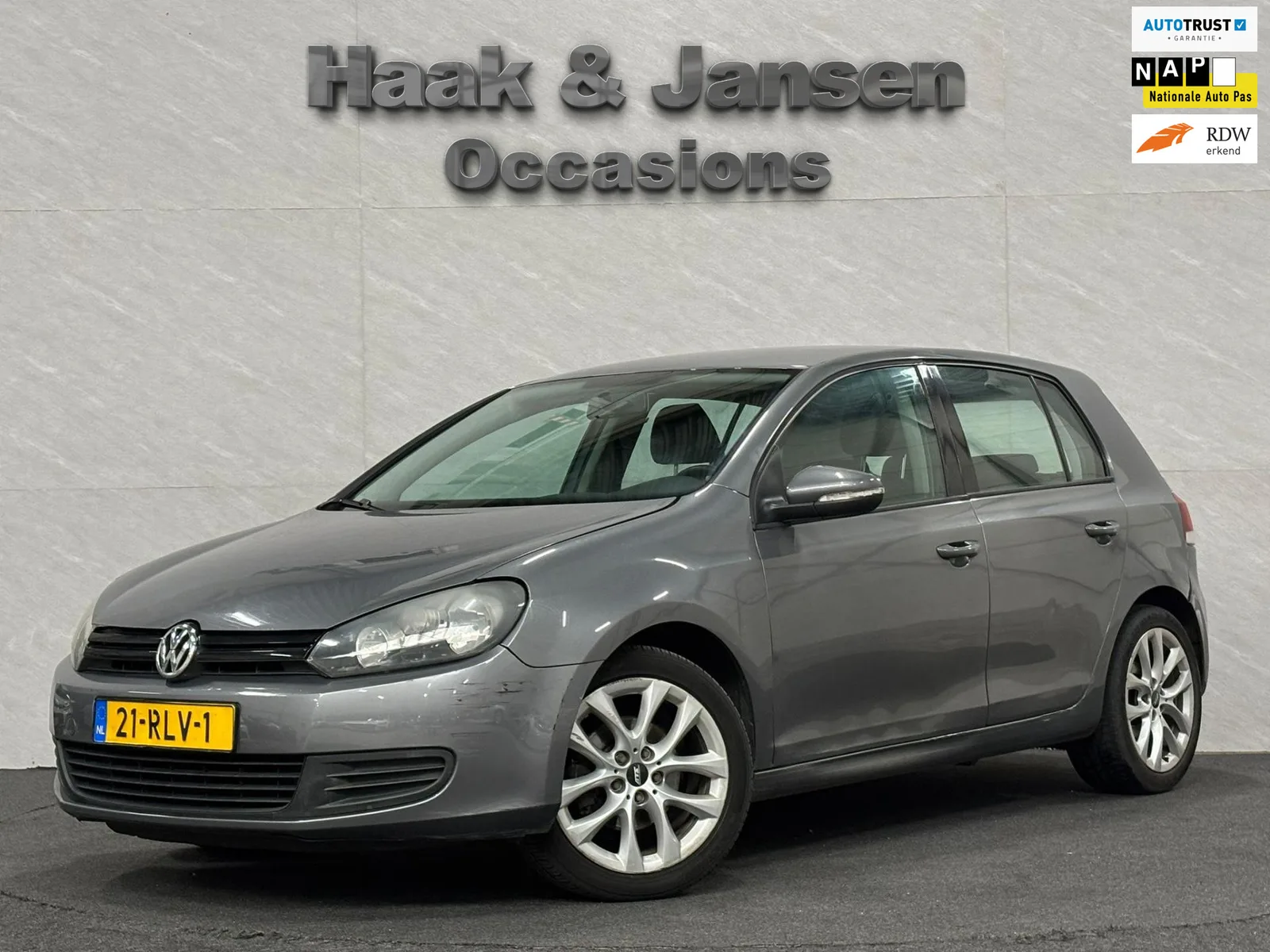 Volkswagen Golf - Afbeelding 1