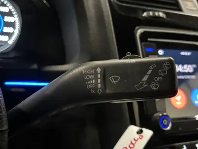 Volkswagen Scirocco - Thumbnail 22