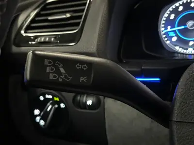 Volkswagen Scirocco - Thumbnail 23