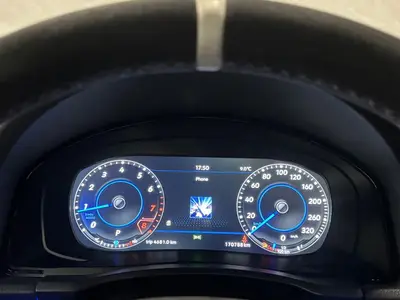 Volkswagen Scirocco - Thumbnail 24