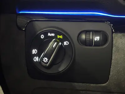 Volkswagen Scirocco - Thumbnail 25