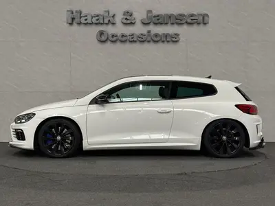 Volkswagen Scirocco - Thumbnail 8