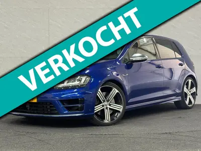 Volkswagen Golf - Thumbnail 1