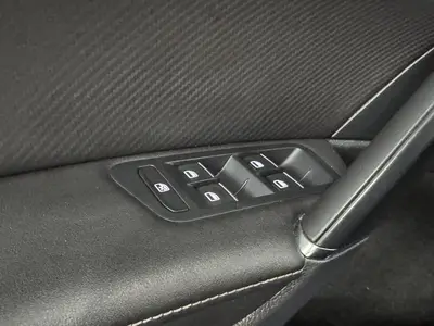 Volkswagen Golf - Thumbnail 28