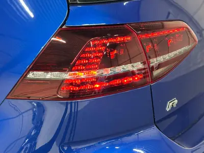 Volkswagen Golf - Thumbnail 30