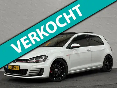 Volkswagen Golf - Thumbnail 2