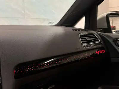 Volkswagen Golf - Thumbnail 31