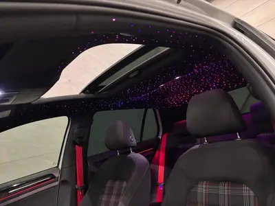 Volkswagen Golf - Thumbnail 10