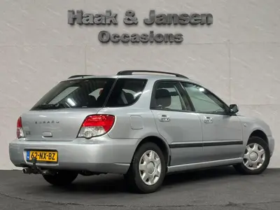 Subaru Impreza - Thumbnail 5