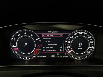 Volkswagen Golf - Thumbnail 26