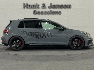 Volkswagen Golf - Thumbnail 9