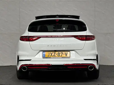 Kia ProCeed - Thumbnail 6