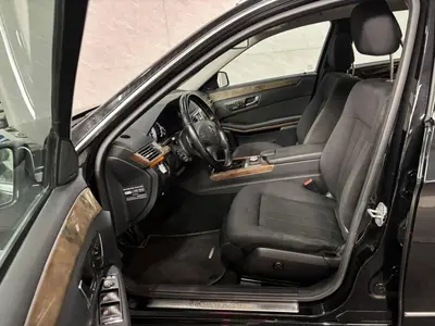 Mercedes-Benz E-Klasse - Thumbnail 10