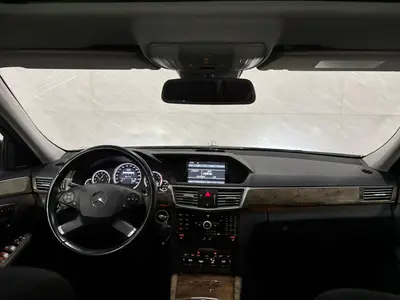 Mercedes-Benz E-Klasse - Thumbnail 12
