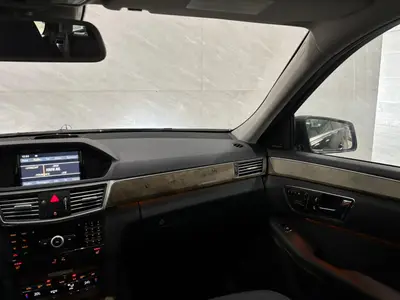 Mercedes-Benz E-Klasse - Thumbnail 13