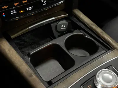 Mercedes-Benz E-Klasse - Thumbnail 14
