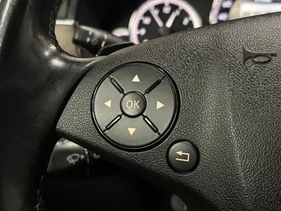 Mercedes-Benz E-Klasse - Thumbnail 17