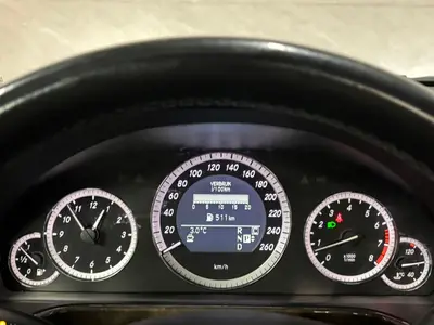 Mercedes-Benz E-Klasse - Thumbnail 20