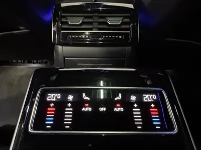 Audi A8 - Thumbnail 22