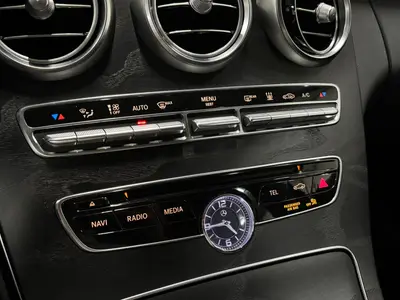 Mercedes-Benz C-Klasse - Thumbnail 16