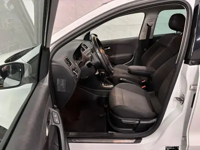Volkswagen Polo - Thumbnail 12