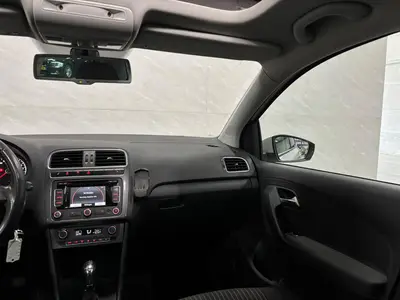 Volkswagen Polo - Thumbnail 14