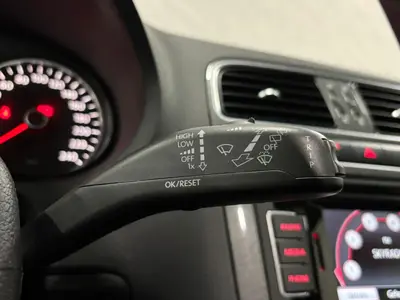 Volkswagen Polo - Thumbnail 23