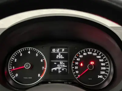 Volkswagen Polo - Thumbnail 25