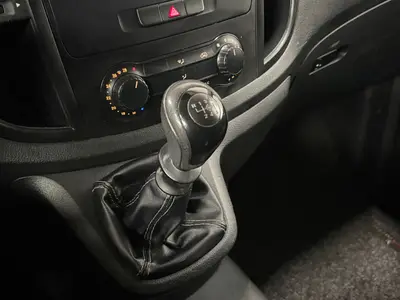 Mercedes-Benz Vito - Thumbnail 15