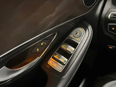 Mercedes-Benz GLC - Thumbnail 23