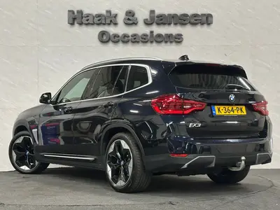 BMW iX3 - Thumbnail 4