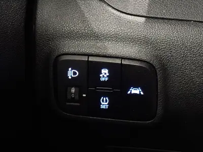 Hyundai i10 - Thumbnail 21