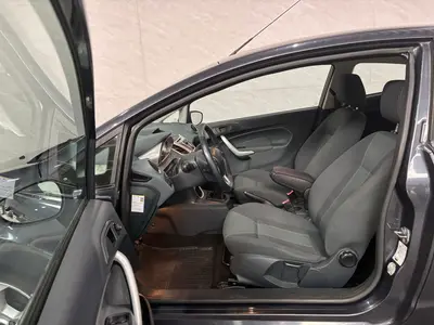 Ford Fiesta - Thumbnail 9