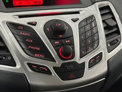 Ford Fiesta - Thumbnail 13