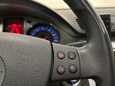 Volkswagen Passat - Thumbnail 23