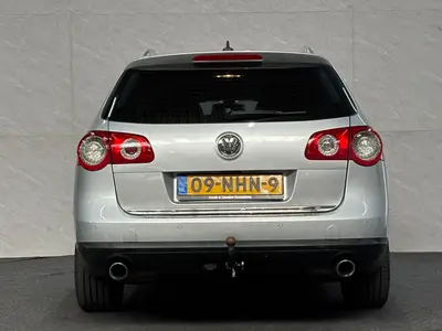 Volkswagen Passat - Thumbnail 7