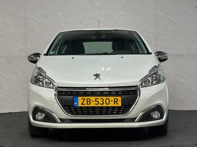 Peugeot 208 - Thumbnail 5