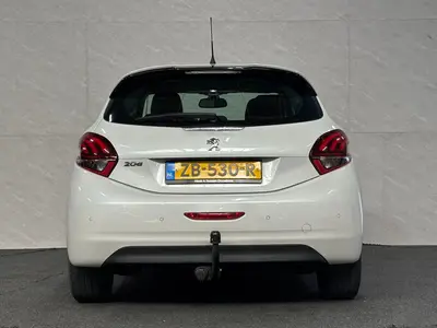 Peugeot 208 - Thumbnail 6