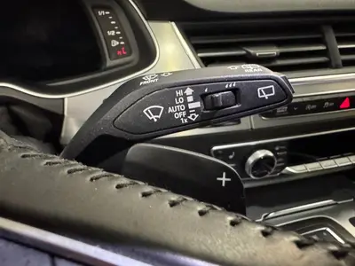 Audi Q7 - Thumbnail 24