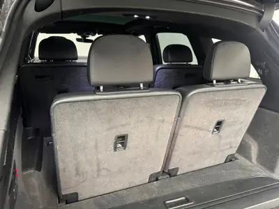 Audi Q7 - Thumbnail 30