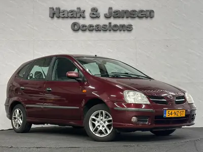 Nissan Almera Tino - Thumbnail 3