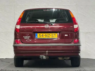 Nissan Almera Tino - Thumbnail 7